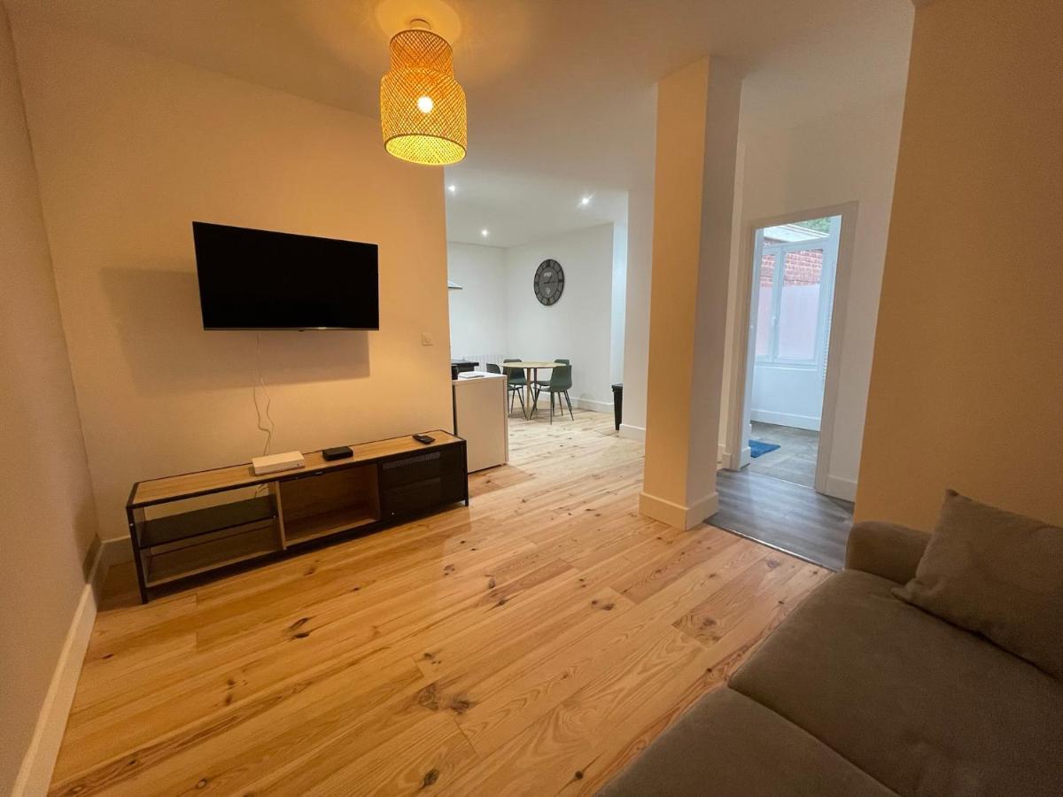 Residence Croix D'Anzin วาลองเซียนส์ ภายนอก รูปภาพ