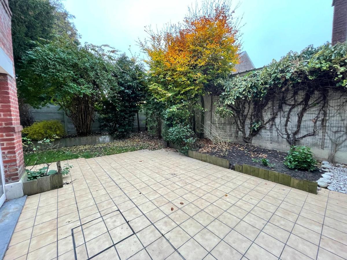 Residence Croix D'Anzin วาลองเซียนส์ ภายนอก รูปภาพ