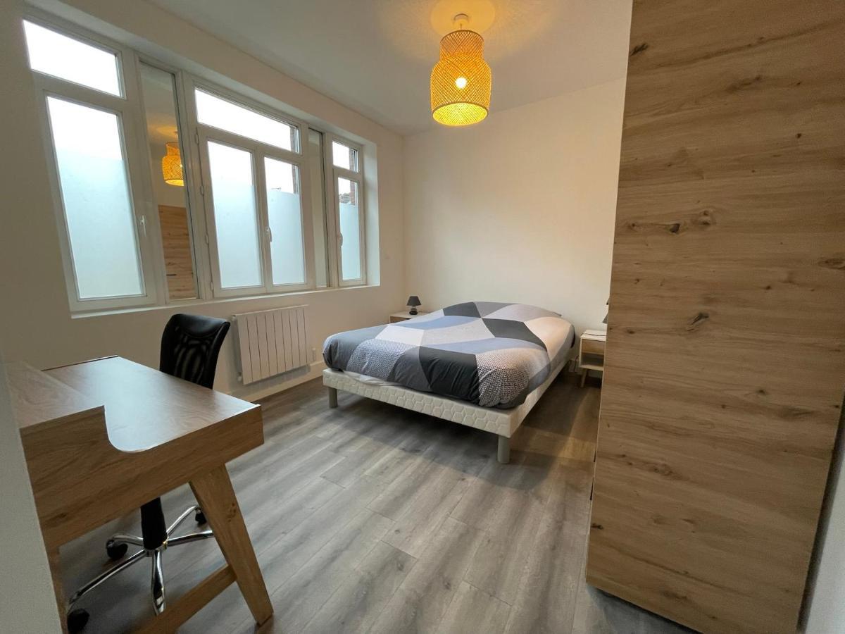 Residence Croix D'Anzin วาลองเซียนส์ ภายนอก รูปภาพ