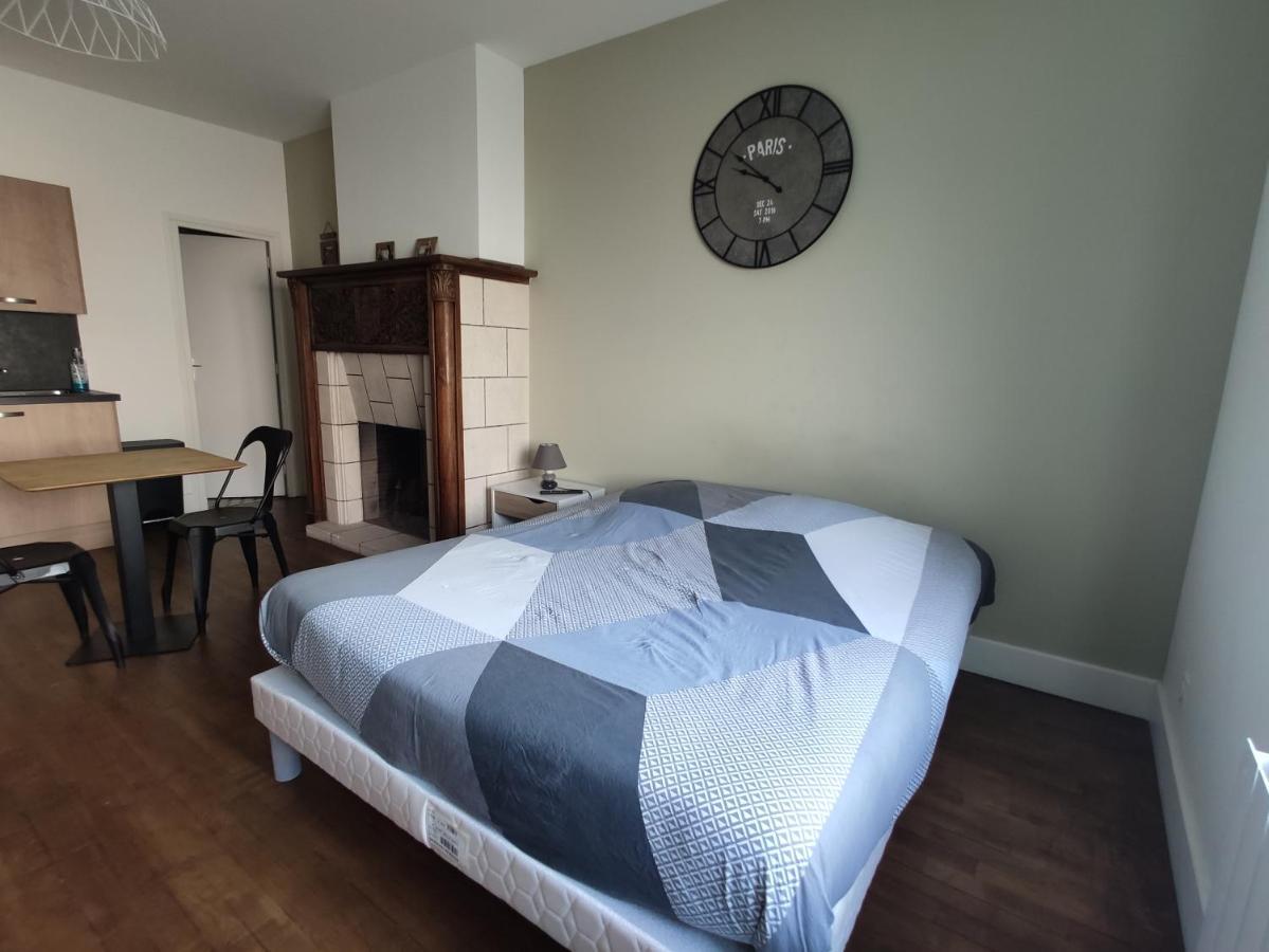 Residence Croix D'Anzin วาลองเซียนส์ ภายนอก รูปภาพ